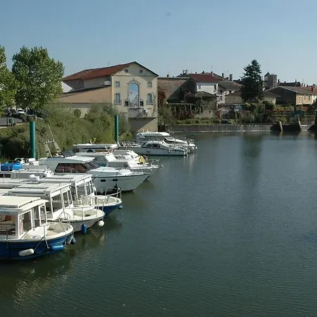 Bed & Breakfast Le Jardin De La Reyssouze 3*